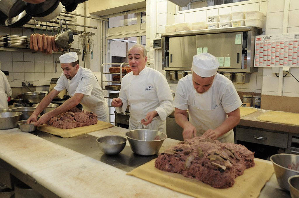 Loreiller De La Belle Aurore En Vidéo Chez Reynon Traiteur à Lyon Lyon Saveurs 